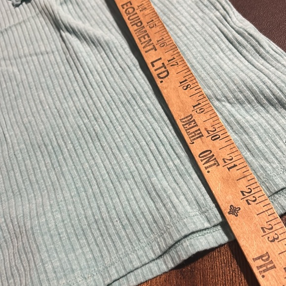 Hollister teal blue flowered appliqué tank top - Picture 6 of 8